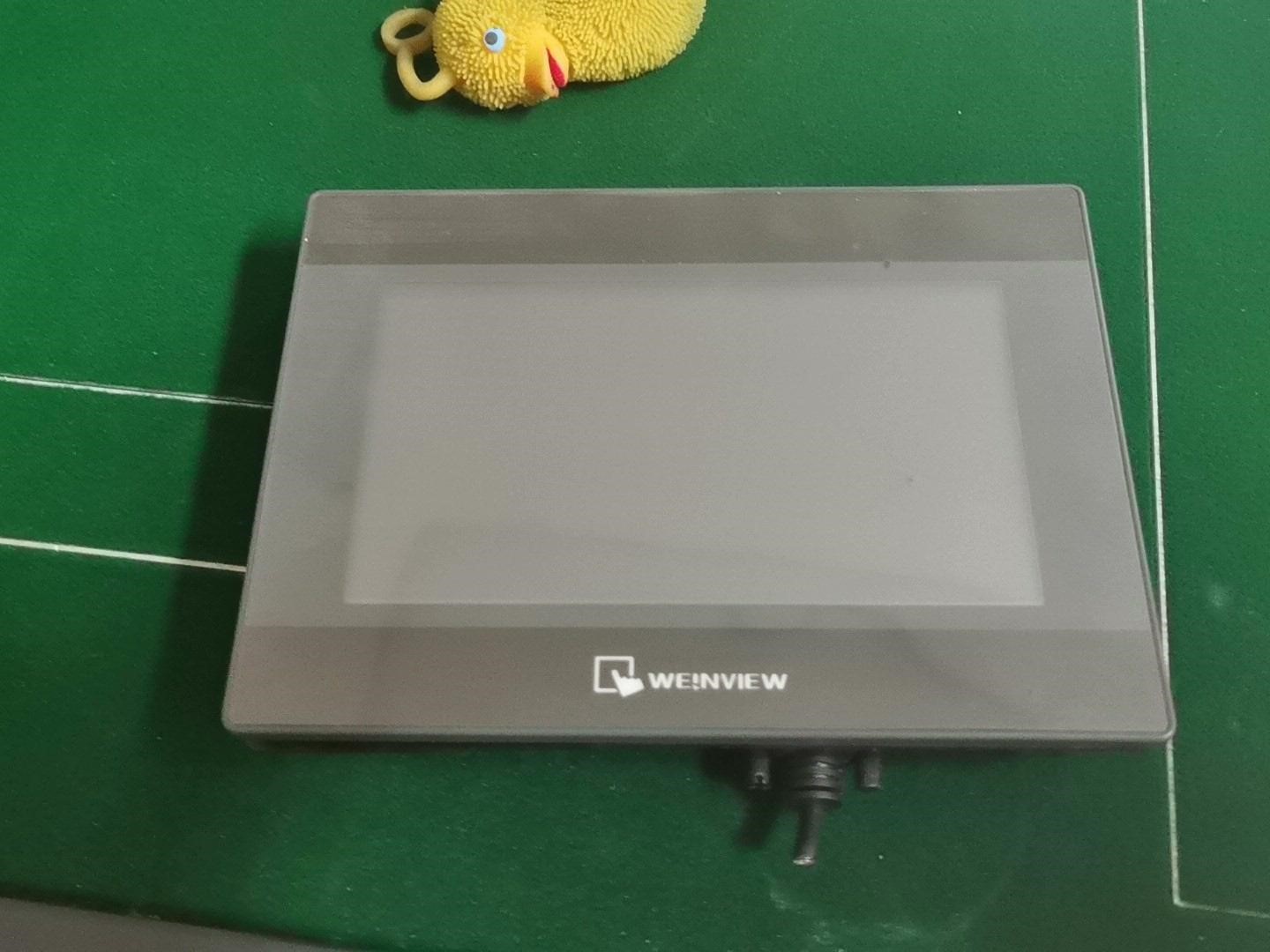 威纶通七寸屏幕，型号 tk6071ip