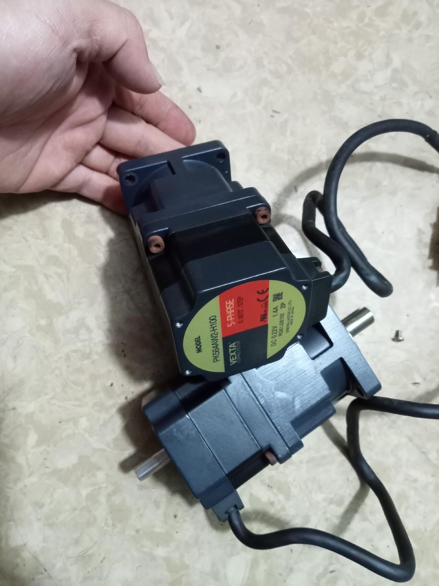 PK564AW2-H100原装东方马达二手拆机功能正常实物图