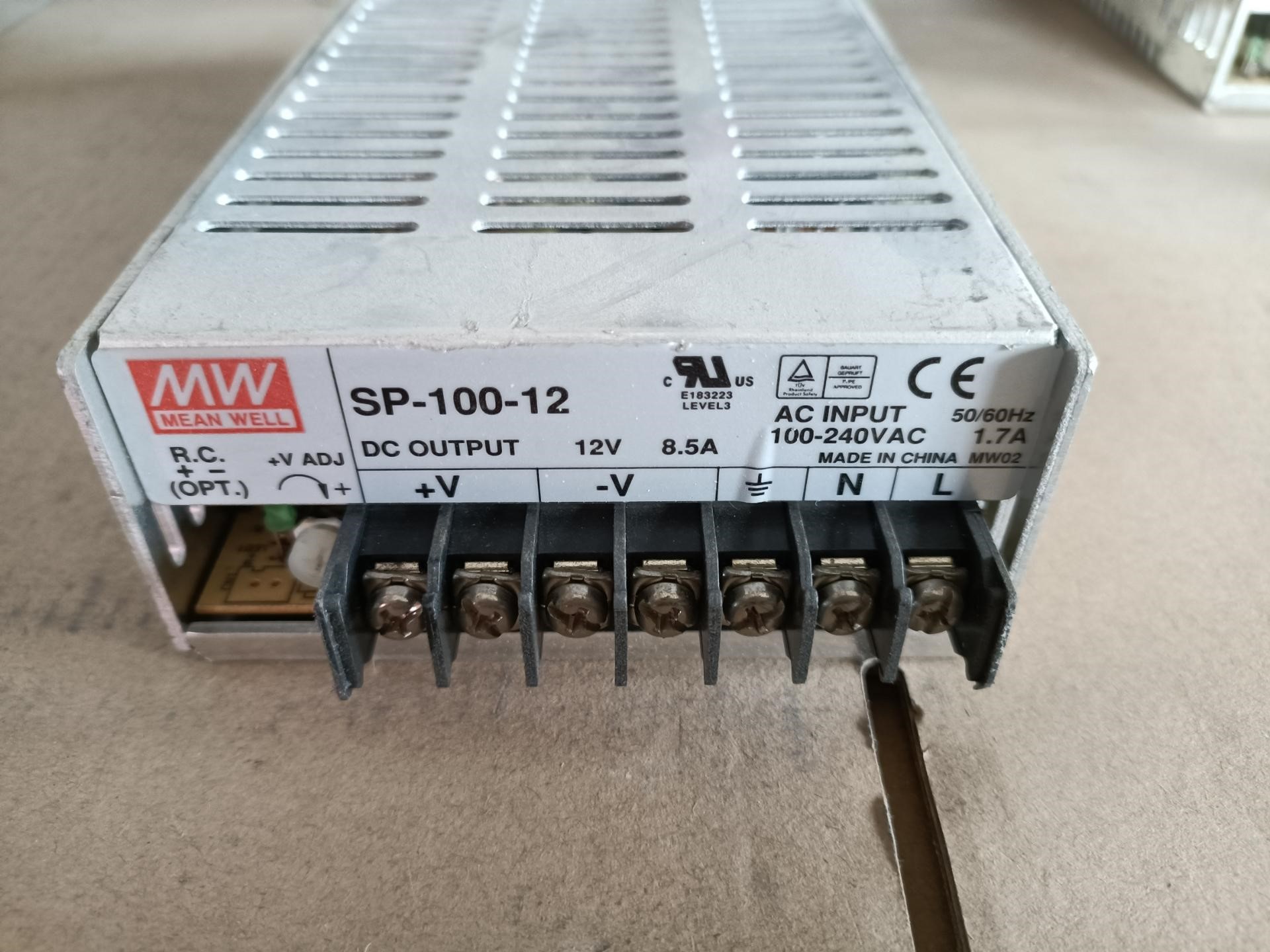 明纬电源SP-100-12  12V8.5A100W开关电源