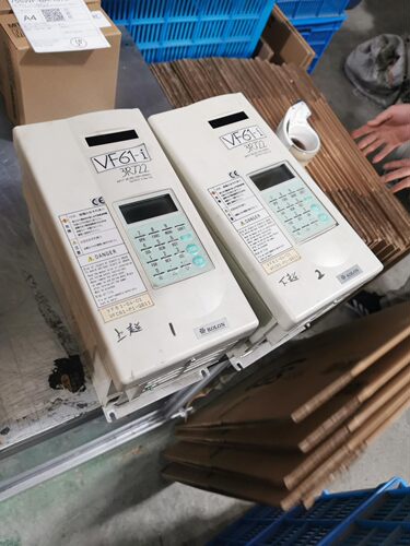 东洋变频器VF61-I 3R722 功能完好 有兴趣来谈。