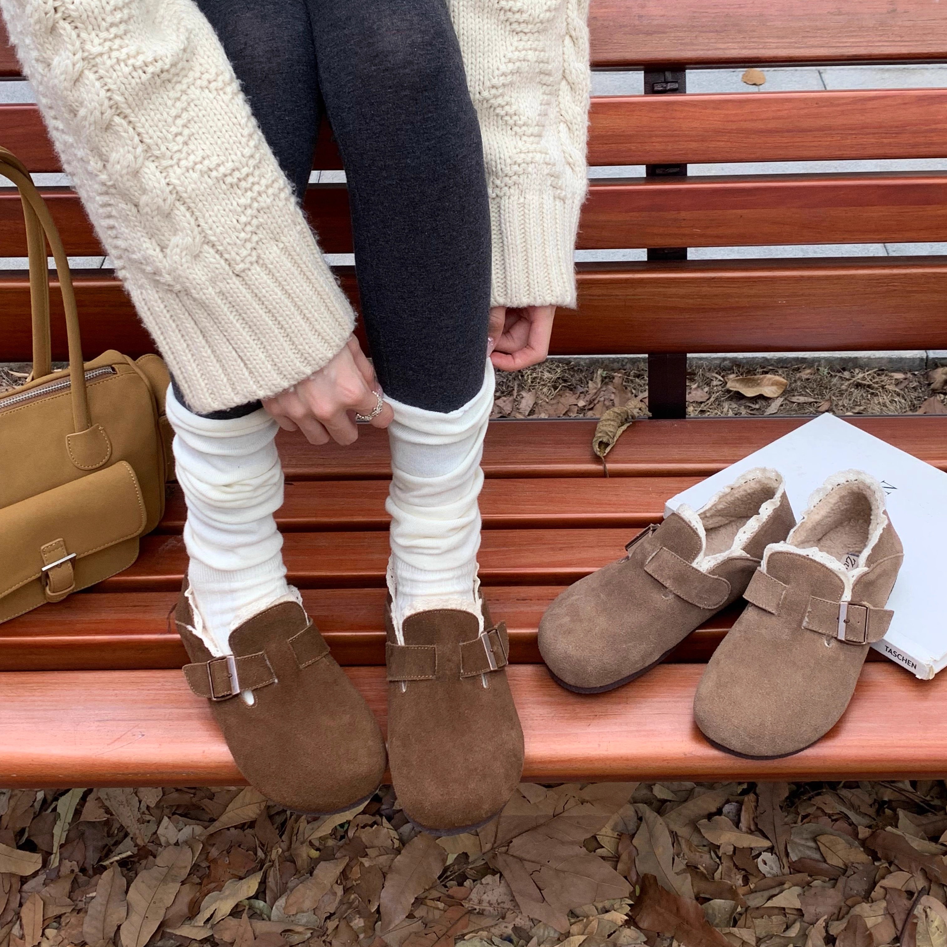 蕾丝圆头加绒平底一脚蹬勃肯鞋