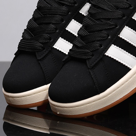 休闲运动秋季男鞋新款潮流百搭情侣板鞋男士休闲皮鞋透气运动男女