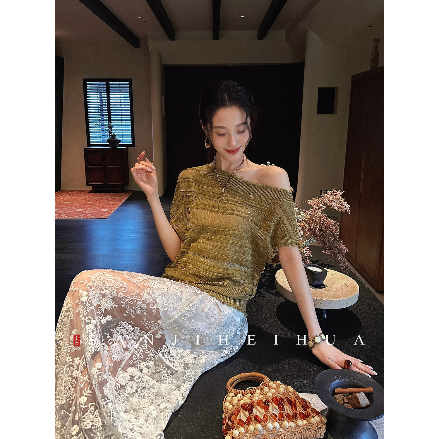 【夏天粉丝专享】三吉黑花【南湘】针织斜肩上衣超细金丝今