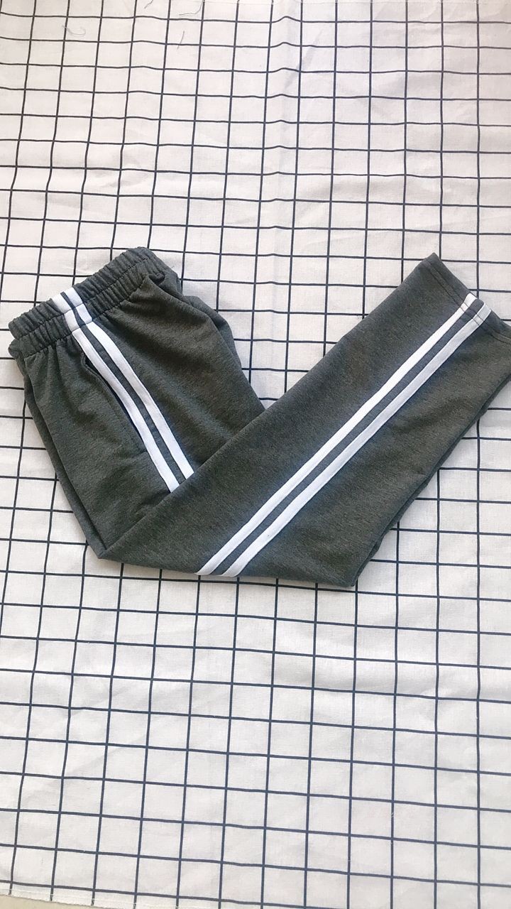 定做初高中深灰色杠条宽松裤子