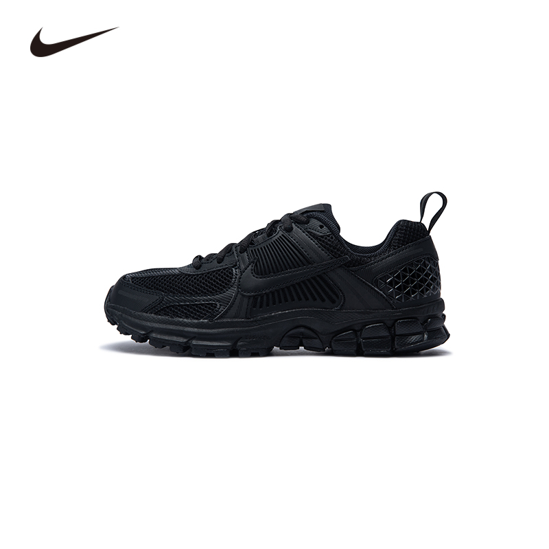 Nike童鞋儿童运动鞋男童跑步鞋网面透气纯色休闲鞋HF6998-001