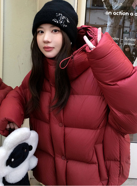 超强御寒羽绒服超柔奶鹅包90白鹅绒外套女红色龟背连帽短款鹅绒服