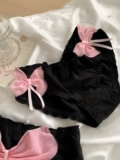 Действительно смущает!Сладкий прохладный черный порошковый нижнее белье