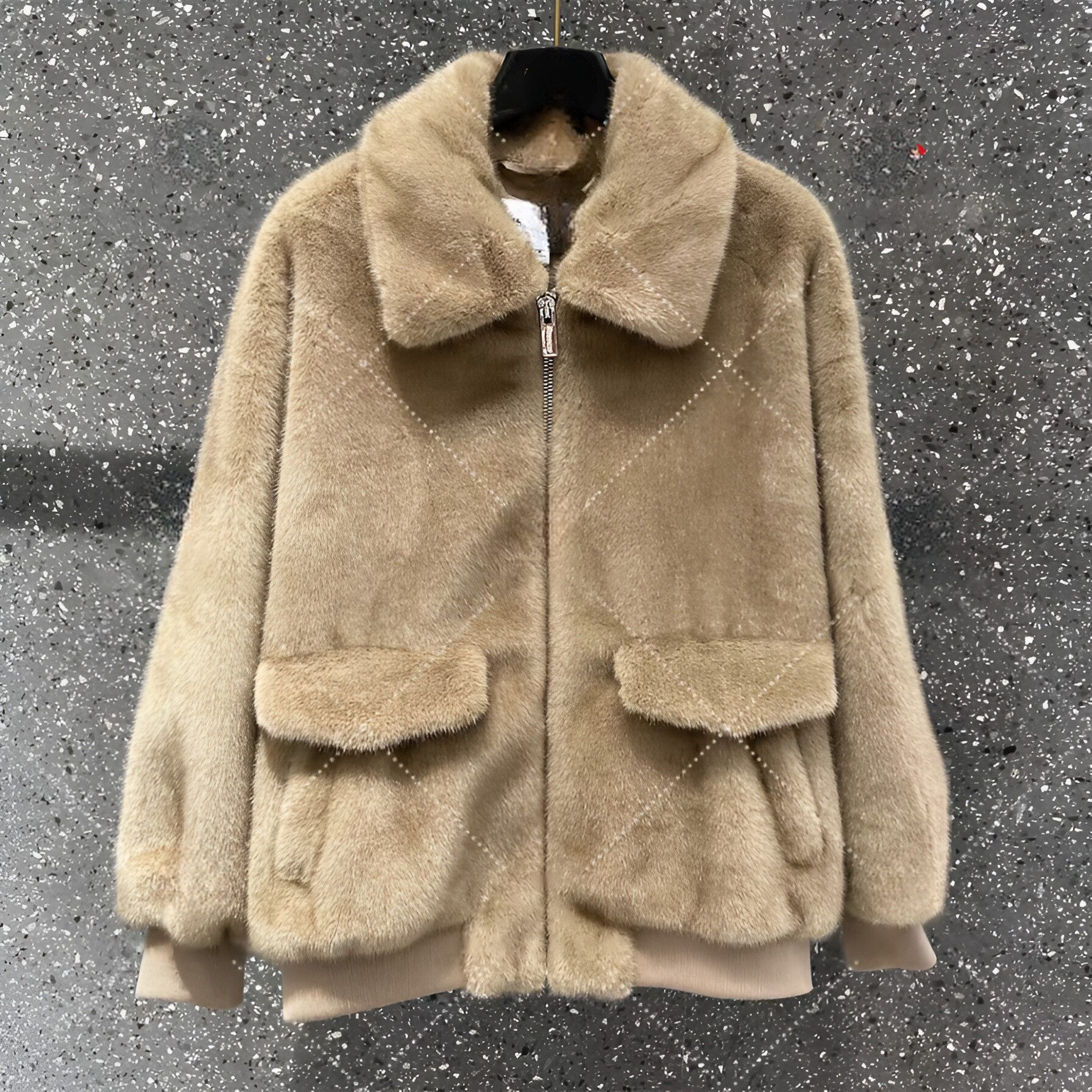 正品2024年冬季新款仿皮草外套6L4WJ1670000-240