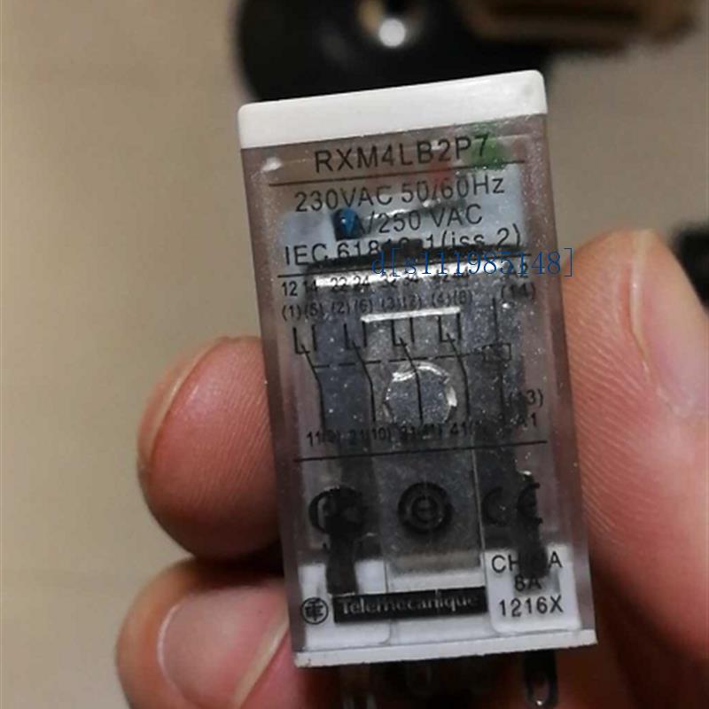 Schneider Electric/施耐德中间继电器 RXM4LB2P7 230VAC 50/60HZ