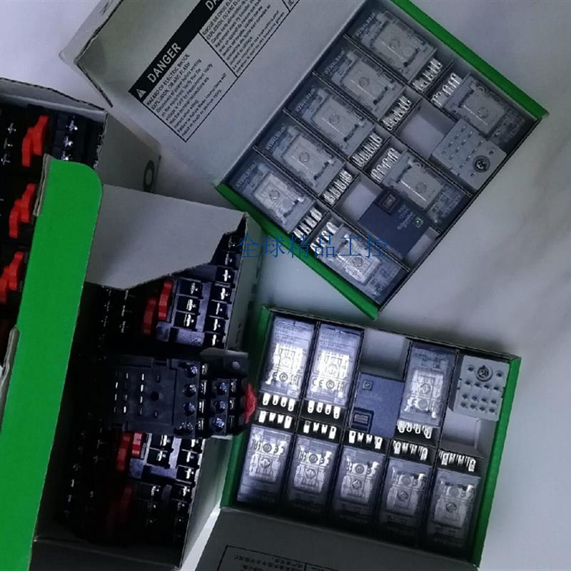 施耐德继电器  RXM4LB2JD   RXZE1M4C  5V  12V  24V  十四引脚