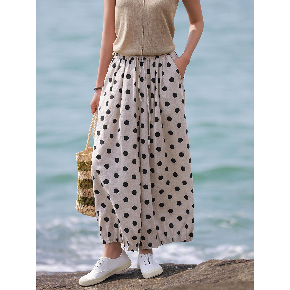 显瘦松紧腰花苞裤休闲裤