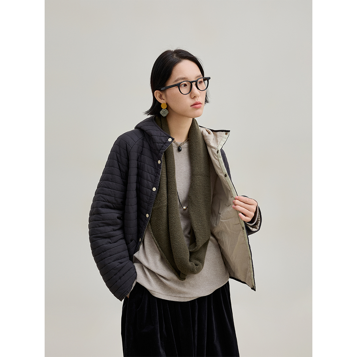 轻盈软糯横条纹压线连帽棉衣外套