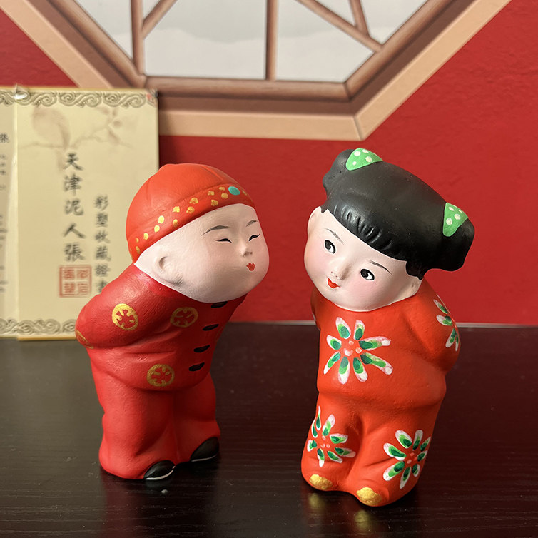 泥人张《悄悄话》天津地方特色手工艺品礼品摆件情侣可爱摆设礼物