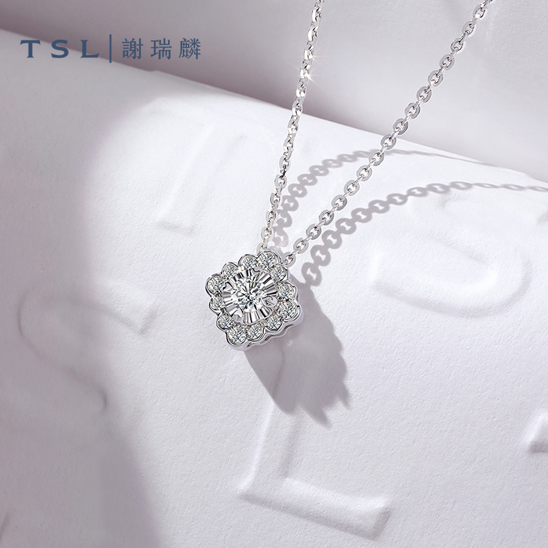 TSL谢瑞麟18K金钻石项链四合如意镶钻锁骨链女士新品64672