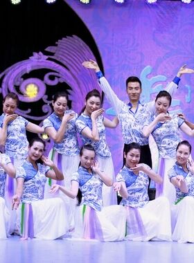 红草莞儿广场舞服青花表演服演出服格格2020新款短袖白裙裤套装