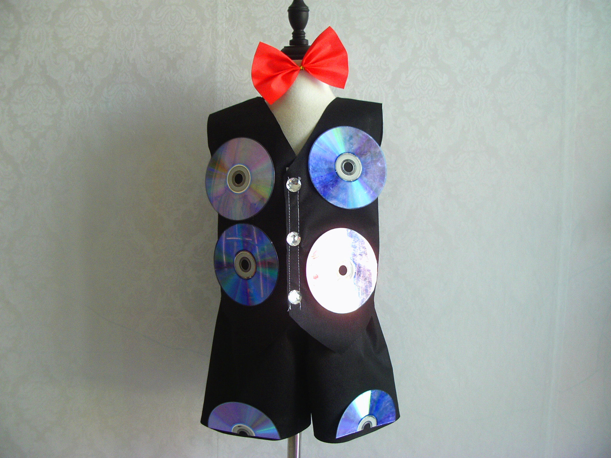 男童环保走秀舞台演出服光盘行动手工制作环保亲子装衣服幼儿手工