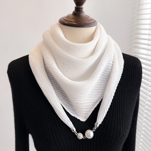 磁吸扣小方巾丝巾女白色春秋冬季护颈围脖妈妈搭配衬衫纱巾薄围巾