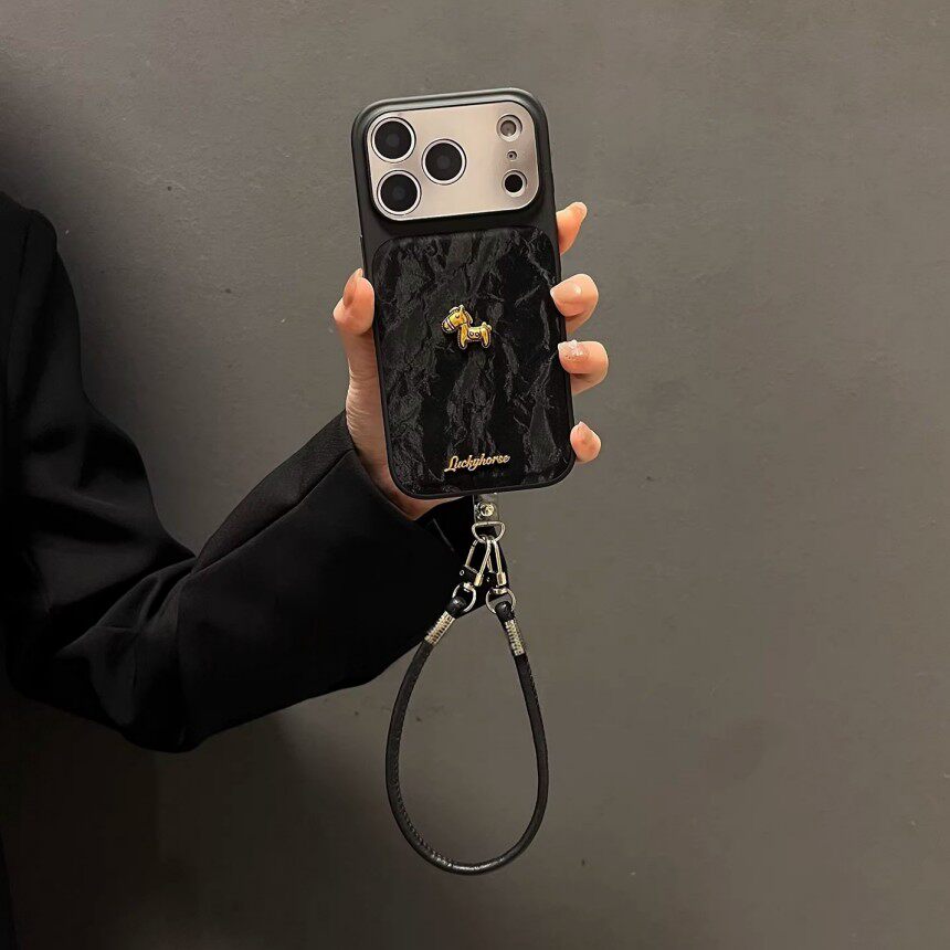 新款高级感丝绸纹小金马适用苹果17ProMax时尚艺术16Pro创意小众15简约ins风14全包保护套13防摔手机壳女