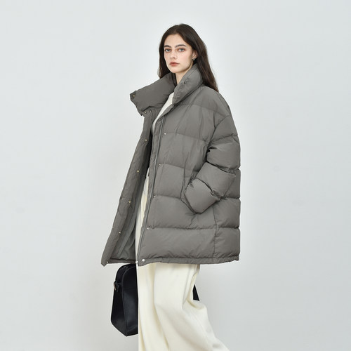 羽绒服长标题中没有额外信息