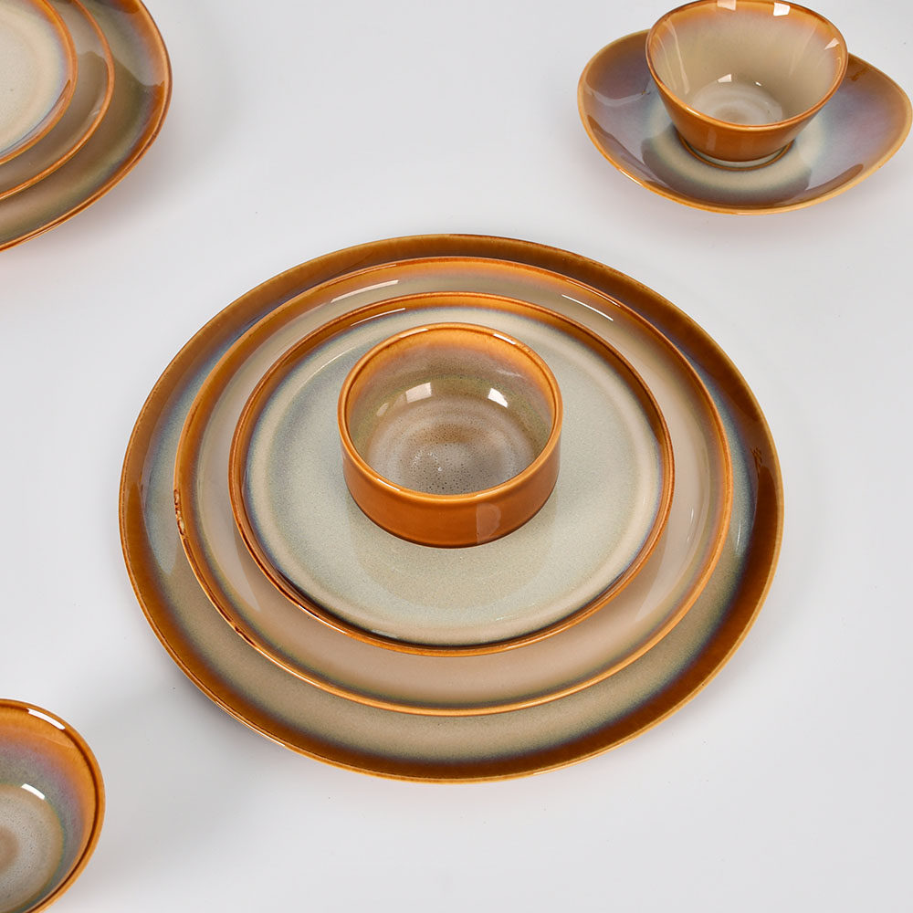 日式陶瓷盘子圆形浅盘