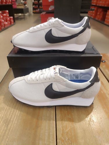 耐克NIKE LD-1000女子舒适透气缓震休闲运动跑步鞋HF3227-100