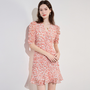 遮肚子法式雪纺连衣裙女2026夏季新款碎花小个子V领短袖收腰A字裙