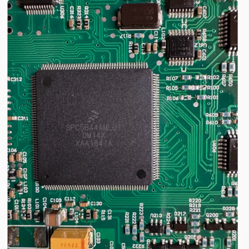 SPC5644AMLU1 SPC5644AF0MLU1 QFP176 汽车电脑板CPU芯片拆车割板