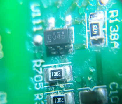 C045 5脚 SN74LVC1G04DBVR 新能源电脑板单路反相器 贴片逻辑芯片