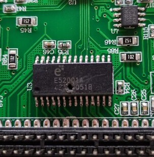 E52001A  汽车车身电脑板多功能驱动芯片 进口 可直拍