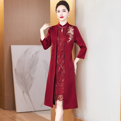 2025年秋冬新款喜婆婆婚宴装高端礼服中老年女春秋装高贵旗袍