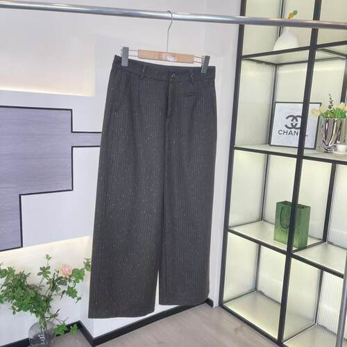 神秘大牌Y 25冬 不退换 001B 长裤
