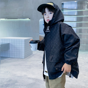 儿童装男童外套春秋款2026新款春季中大童男孩冲锋衣酷帅春装衣服