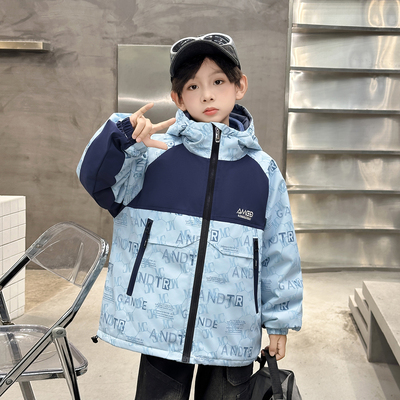 男童秋冬三合一冲锋衣2025新款