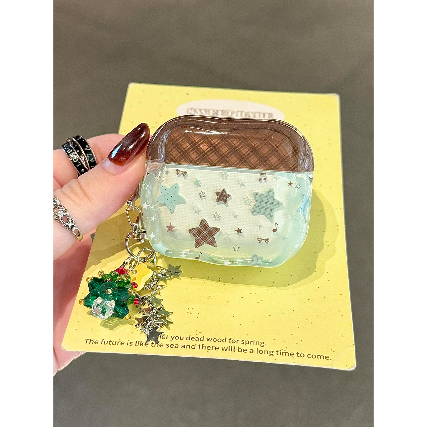 韩系棕色格纹星星菱格适用AirPods4代耳机壳苹果AirPodsPro3代无线蓝牙1/2/3代软硅胶Pro2防摔套Pro三代女款