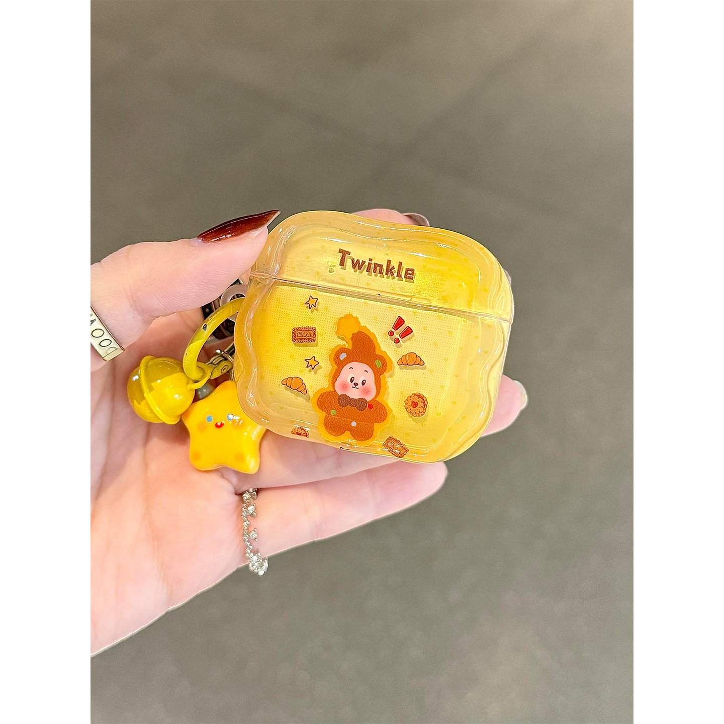 萌系可爱饼干小熊星星人适用AirPods4代耳机壳苹果AirPodsPro3代无线蓝牙1/2/3代软硅胶Pro2防摔Pro三代女款