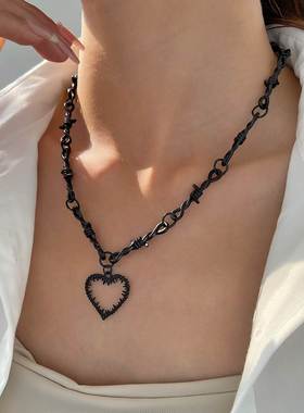 Women Cross border Hip Hop Punk Couple Heart Necklace 项链