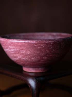 龙圣华苑台湾大肚窑彩绘堆釉花卉紫色花卉主人杯名家手工主人杯