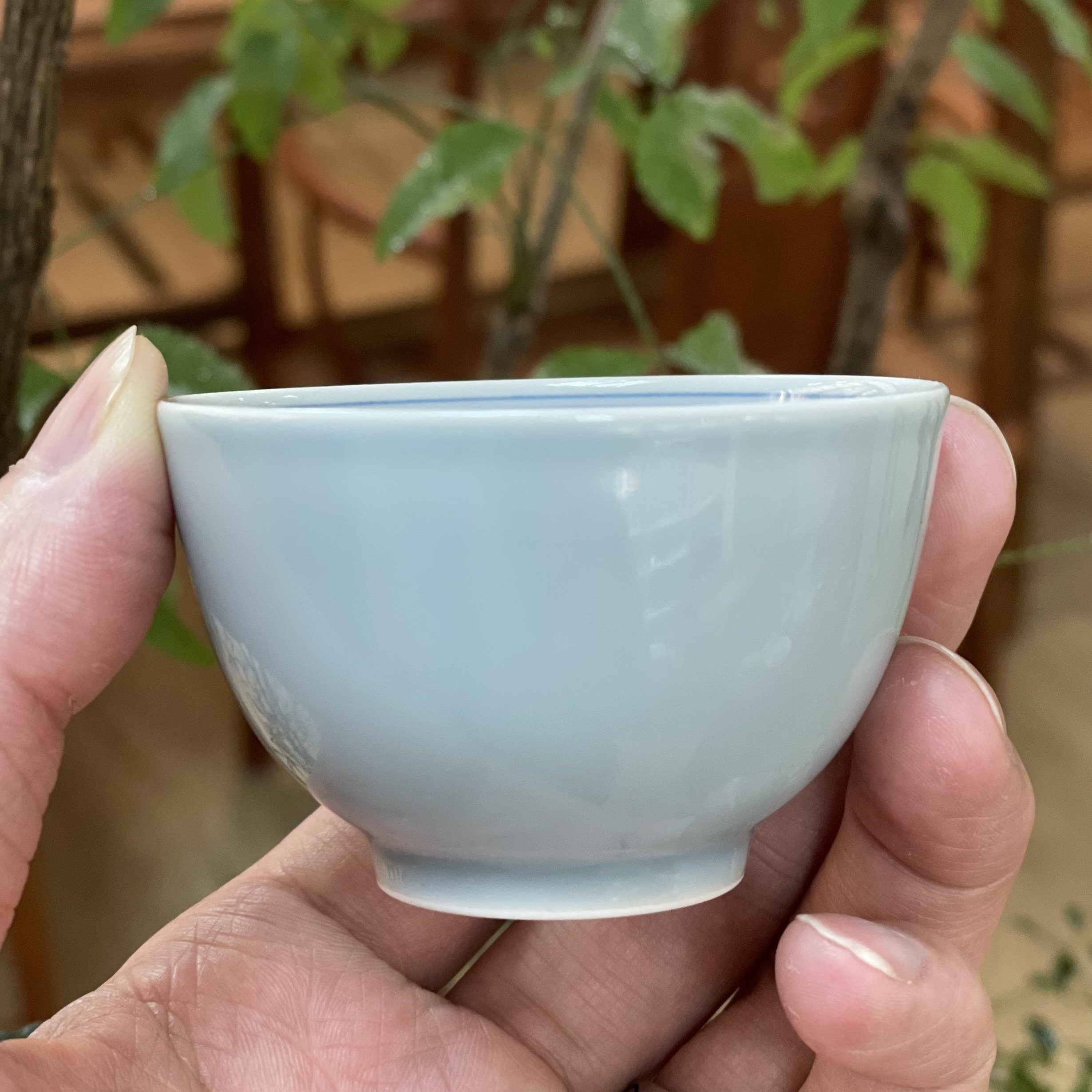 龙圣华苑景德镇谷雨山房天蓝釉手绘青花瓜果悦心杯手工主人杯茶杯