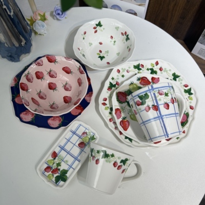 日本Afternoon Tea外贸尾单马克杯草莓图案喝水杯大容量