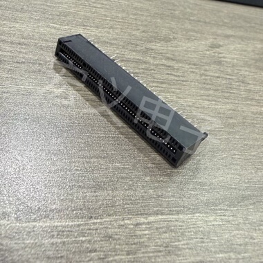 2EG04917-D2D-DF Foxconn/富士康 98Pin PCI Express侧边内存插槽