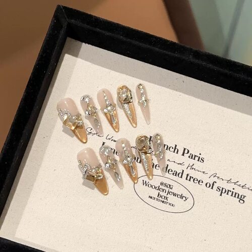 Swarmer 3D Flower Shell Handmade Press On Nails