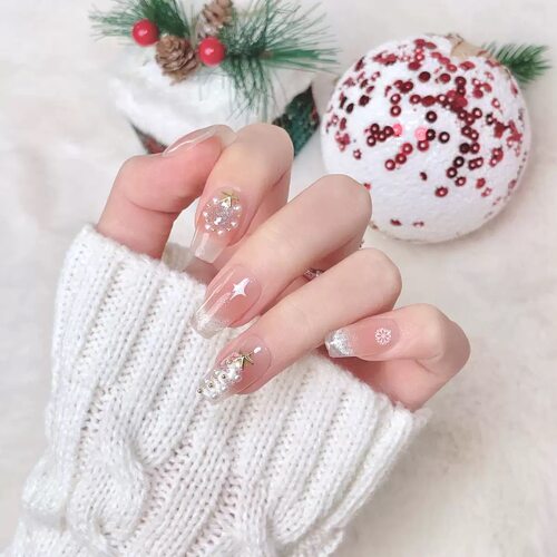 3. Gentle Gradient Snowflake Christmas Reusable Press Nails