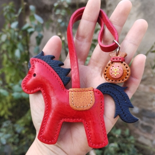 真皮包包挂件小马钥匙扣马上有钱挂件纯手工制作小挂饰MBOX植鞣皮