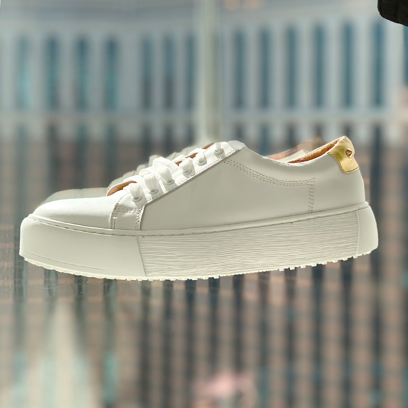 JINIWU吾倪季2025小白鞋后跟金色头层牛皮超轻底系带经典板鞋男鞋,流行男鞋,休闲板鞋,淘宝优惠券,粉丝福利购,淘宝优惠卷