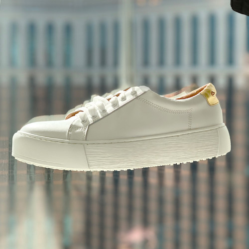 JINIWU吾倪季2025小白鞋后跟金色头层牛皮超轻底系带经典板鞋男鞋