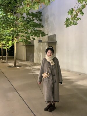 Komorebis羊驼毛连帽牛角扣大衣