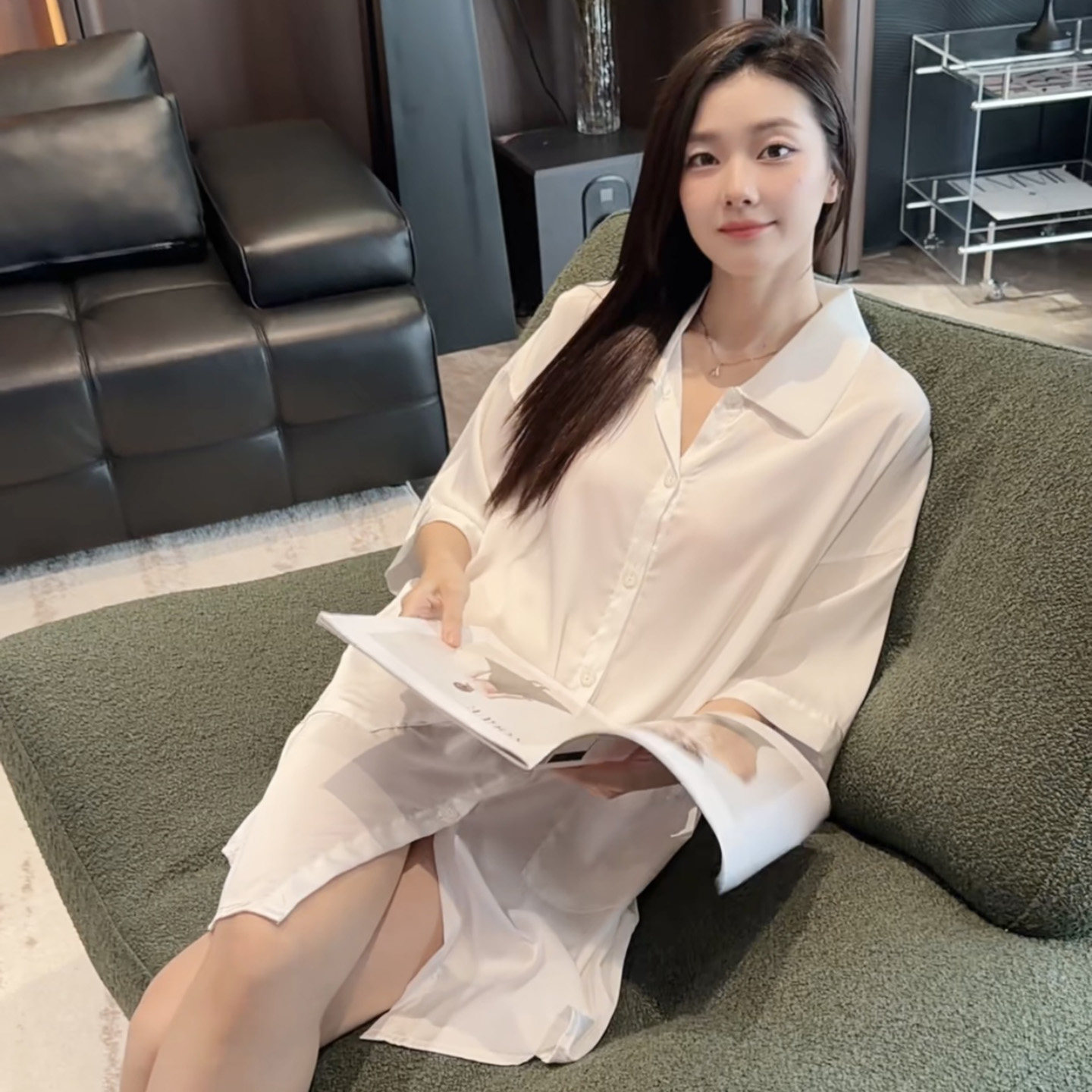 轻奢风冰丝睡衣女士夏季新款双口袋开衫睡裙纯欲风宽松中袖家居服