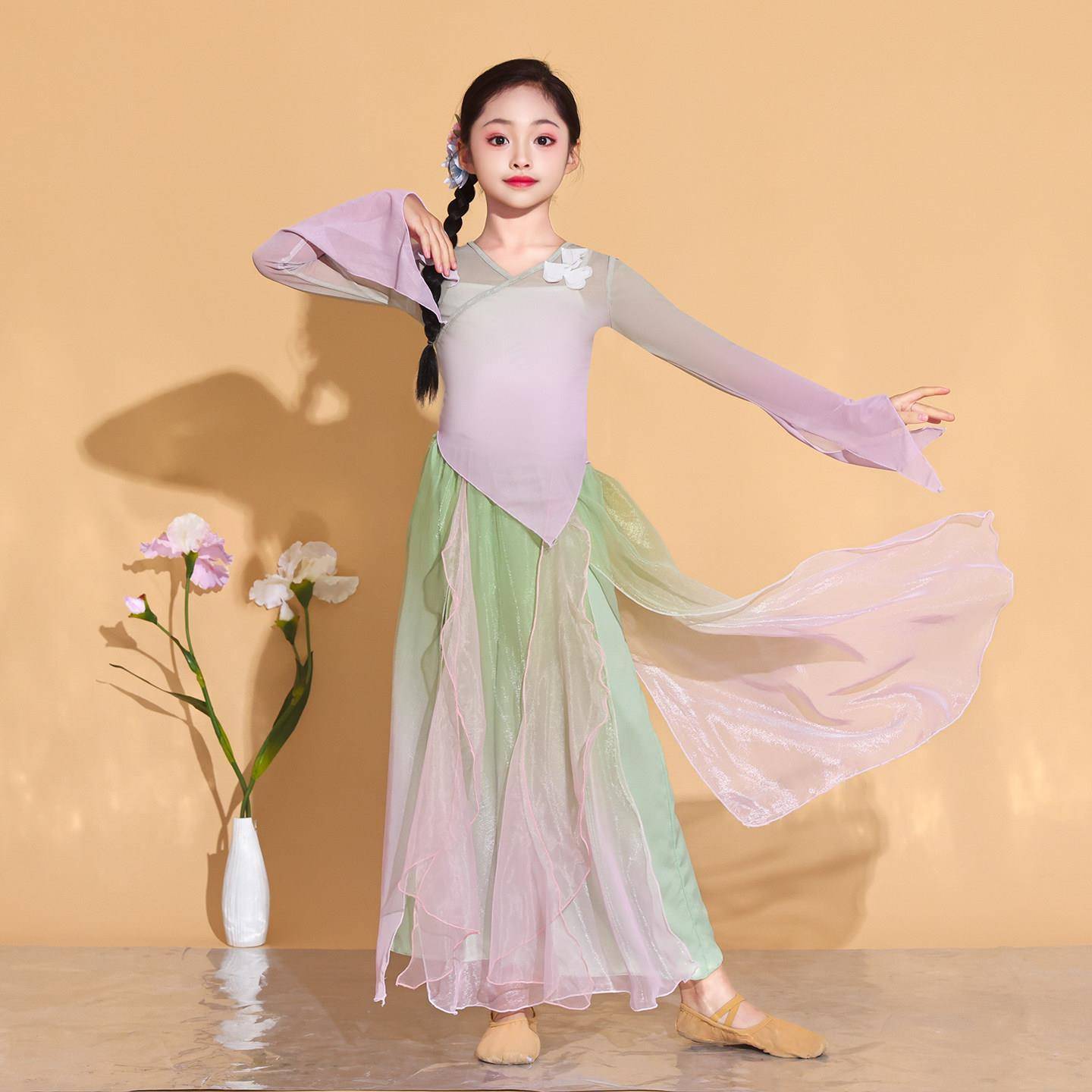 儿童典舞演出服女童幼EKV儿飘逸仙蹈气风纱衣中国古舞蹈服装练功