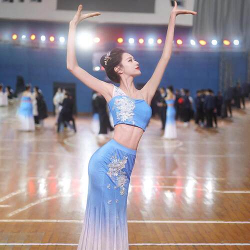 定制新款傣族舞蹈演出服女艺考孔雀舞蹈裙渐变鱼尾裙修身练习半裙