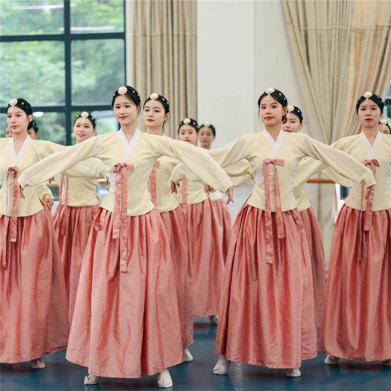 新型朝鲜舞女子表演服装朝鲜舞服装延吉民族朝鲜舞裙艺术测试练习,女装/女士精品,民族服装/舞台装,淘宝优惠券,粉丝福利购,淘宝优惠卷